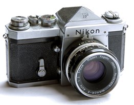 Nikon F Eyelevel 1961